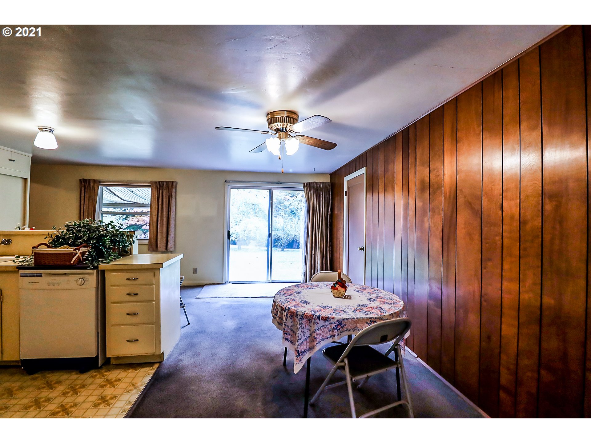 820 Southeast 7th Street Gresham, OR 97080 - Photo 12 of 31