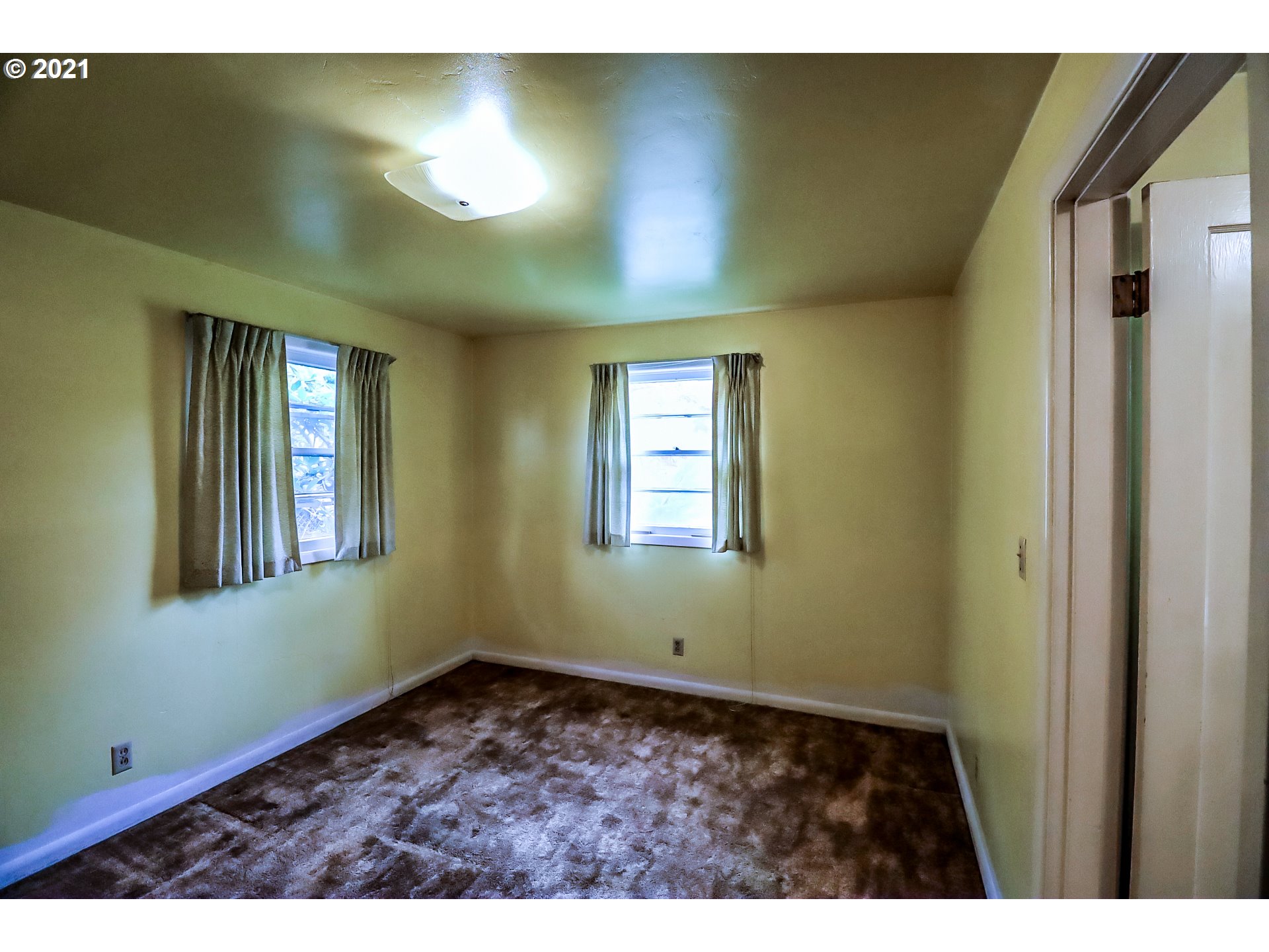 820 Southeast 7th Street Gresham, OR 97080 - Photo 16 of 31