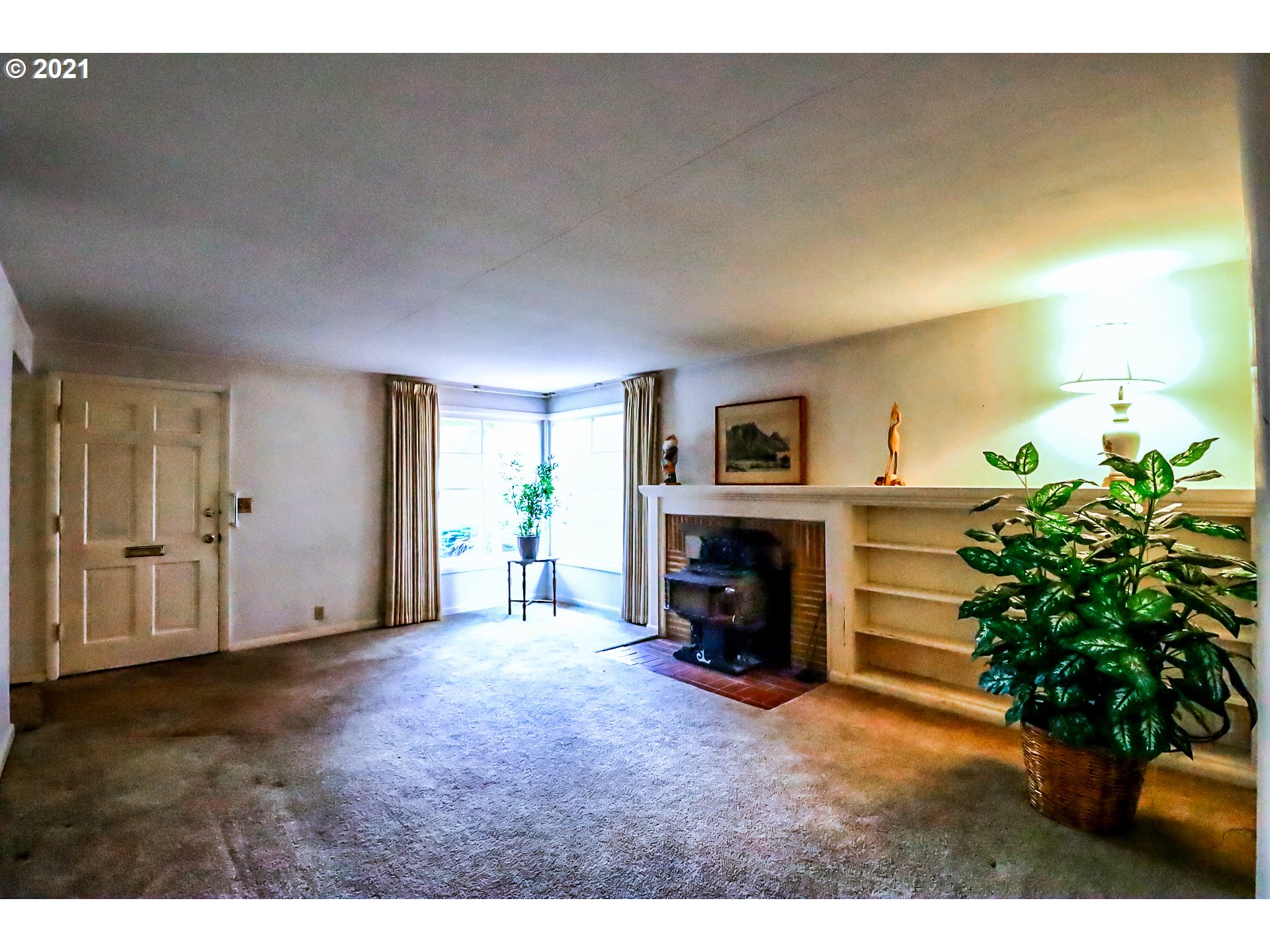 820 Southeast 7th Street Gresham, OR 97080 - Photo 8 of 31