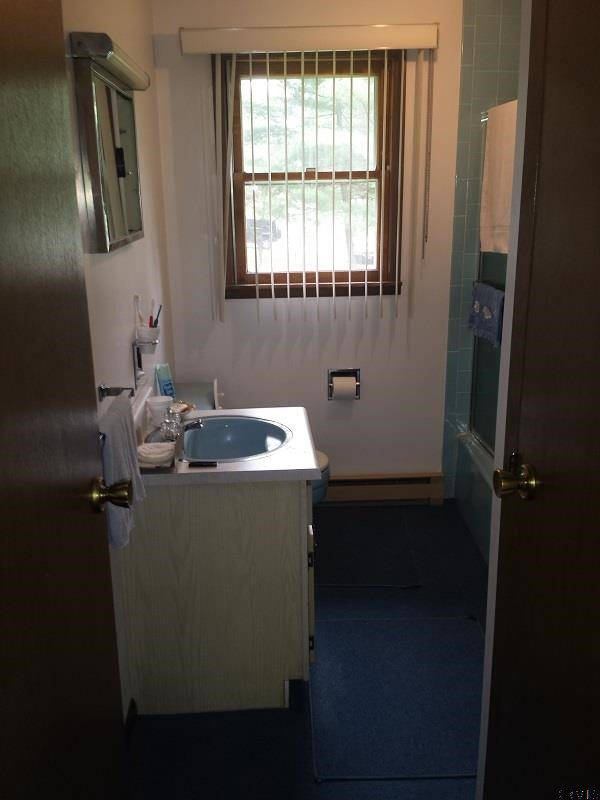 327 Reynolds Road Moreau, NY 12828 - Photo 4 of 16 Photo 4