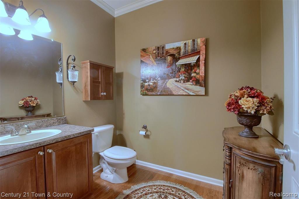 4210 Derry Court Rochester, MI 48306 - Photo 31 of 65
