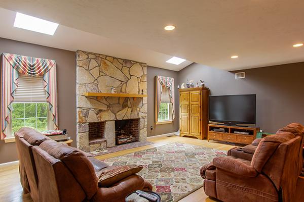 20 Fox Run Road Wrentham, MA 02093 - Photo 4 of 26 Gallery Image 4