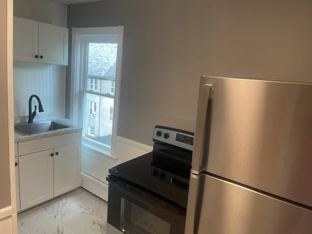 $1,650 | 13 Broad Street, Unit 3, North Attleboro, MA 02760