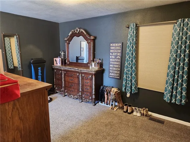 $235,000 | 10010 Northwest 400, Rockville, MO 64780