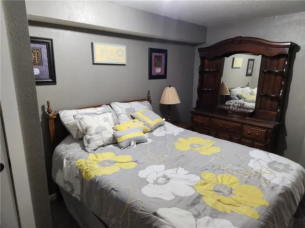 $235,000 | 10010 Northwest 400, Rockville, MO 64780