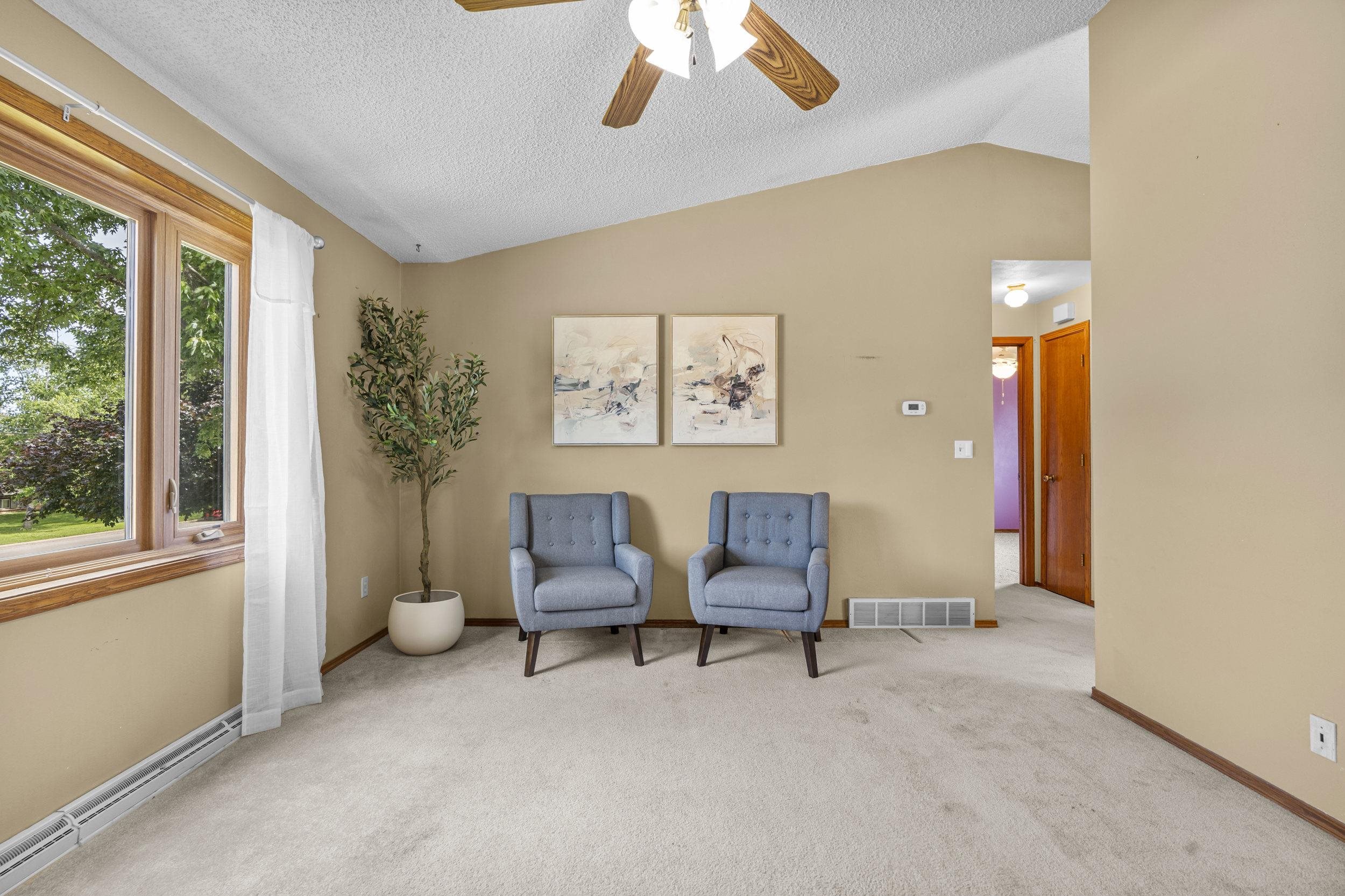 N469 Mayflower Road Appleton, WI 54914 - Photo 5 of 67