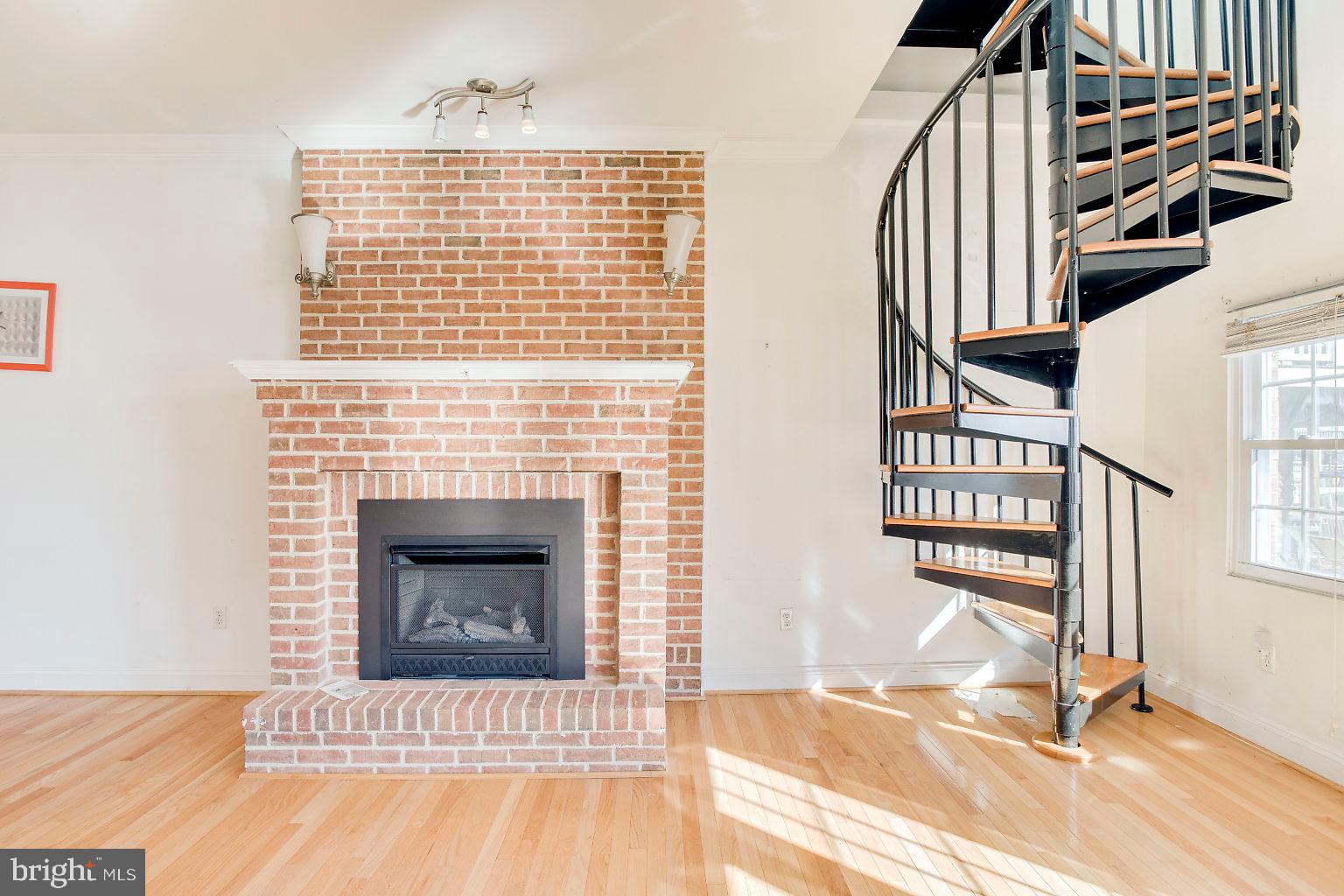 7232 River Drive Road Baltimore, MD 21219 - Photo 11 of 41