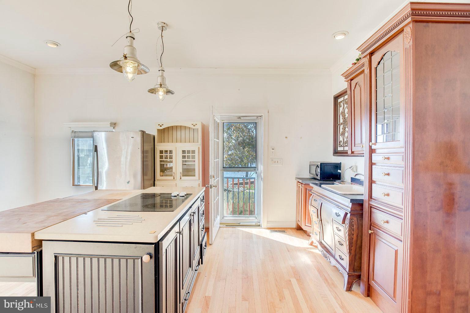 7232 River Drive Road Baltimore, MD 21219 - Photo 16 of 41