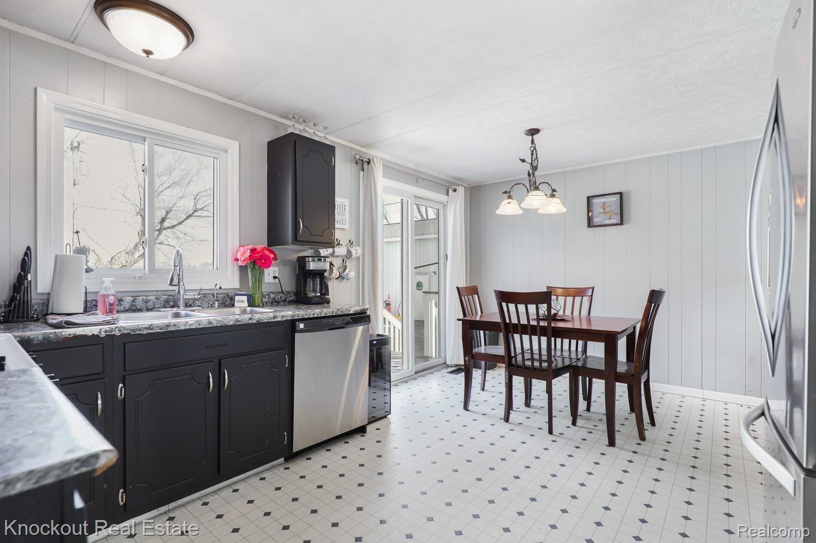9038 Ormes Road Vassar, MI 48768 - Photo 6 of 42 9083 Ormes Rd Vassar-9.jpg