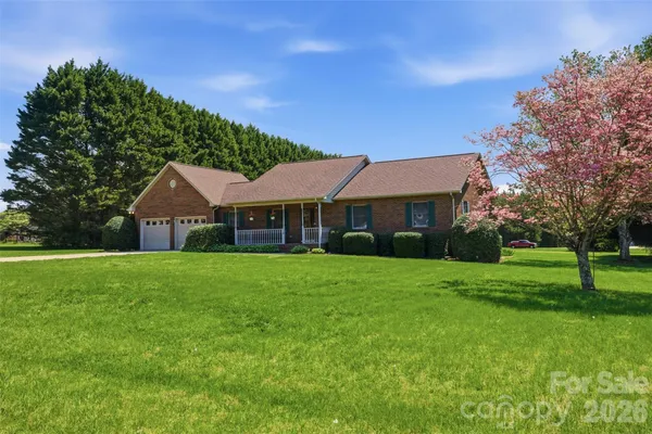 $379,000 | 112 Mobeal Lane, Statesville, NC 28625