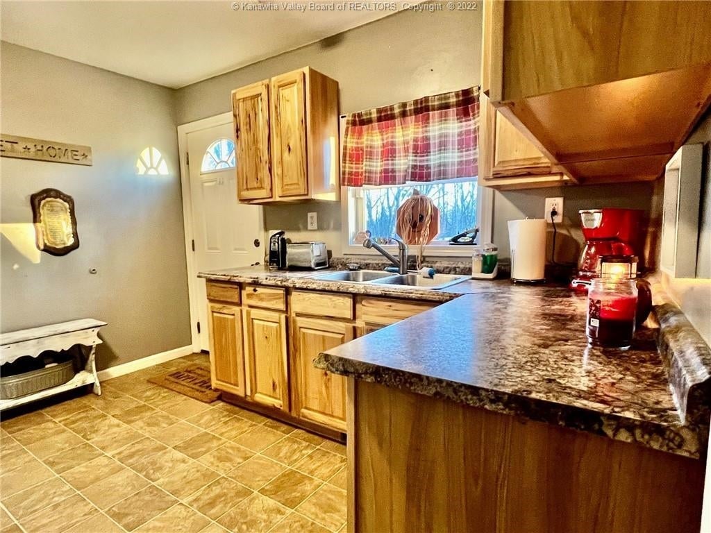 116 Trace Creek Road Fraziers Bottom, WV 25082 - Photo 5 of 15 Gallery Image 5