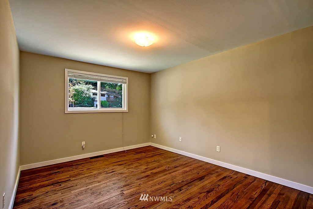 7431 181st Place Southwest Edmonds, WA 98026 - Photo 14 of 18 Gallery Image 14