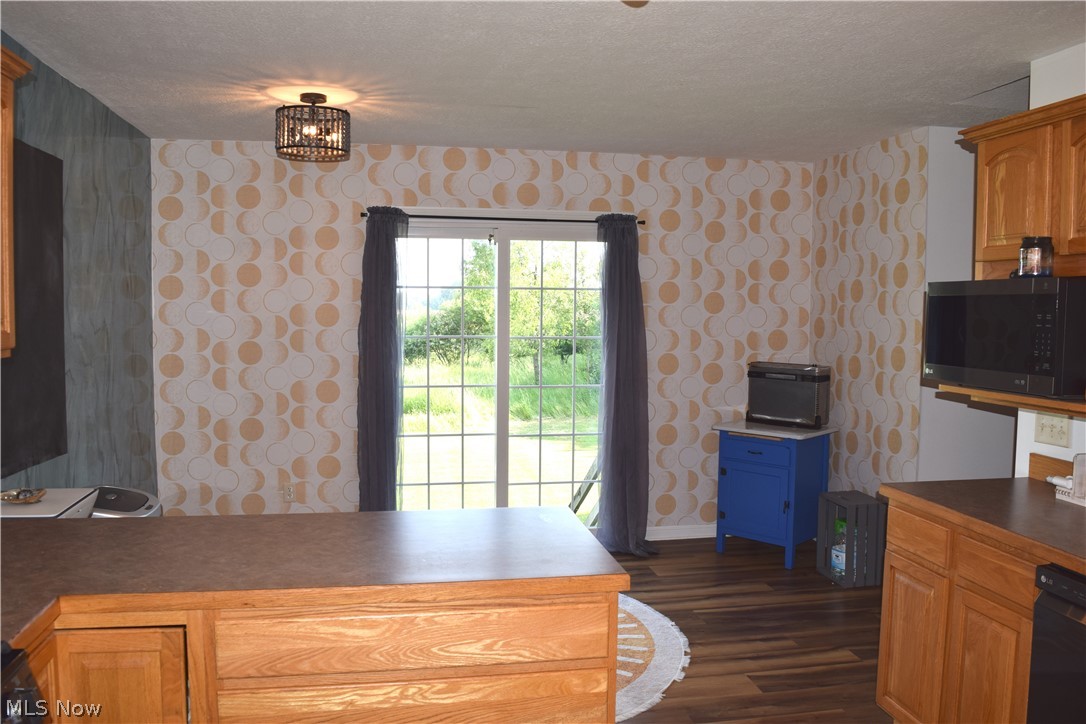 4777 Waterloo Road Atwater, OH 44201 - Photo 9 of 40