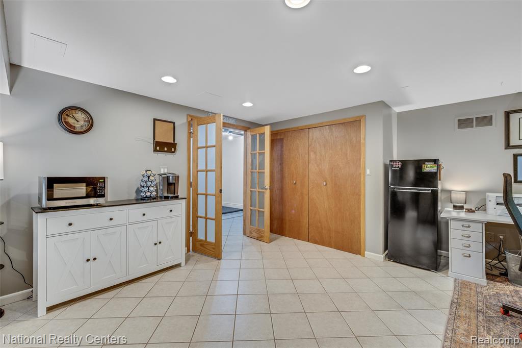 3059 Kenmore Road Berkley, MI 48072 - Photo 38 of 55 Gallery Image 38
