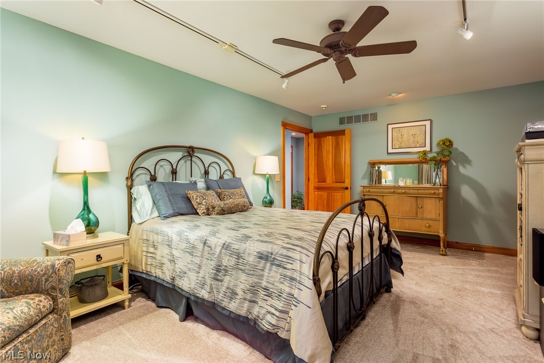 9855 Dean Road Vermilion, OH 44089 - Photo 21 of 35 Gallery Image 21