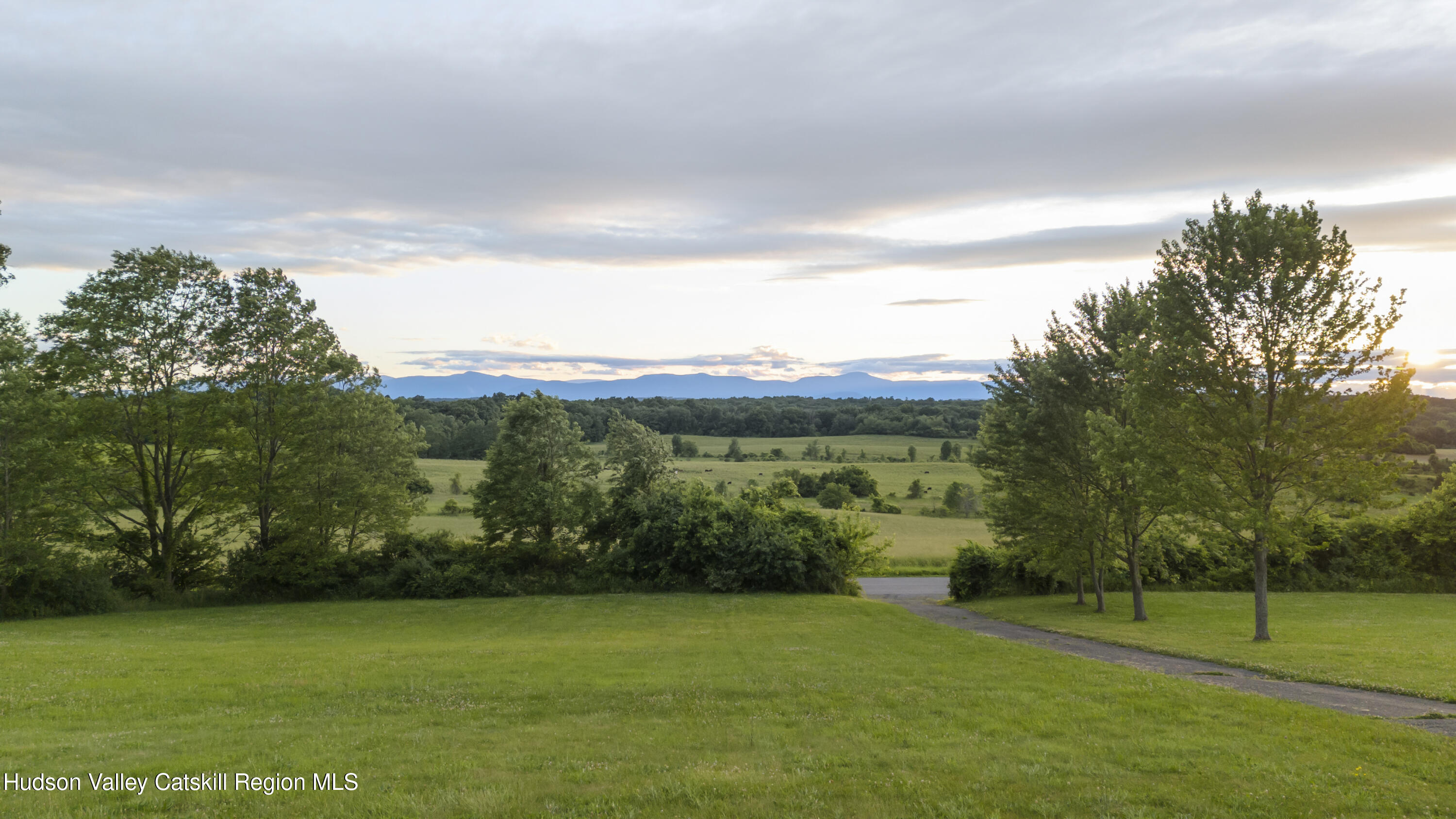 387 Tishauser Road Hudson, NY 12534 - Photo 12 of 25 DJI FC8282 4096x2268_001374