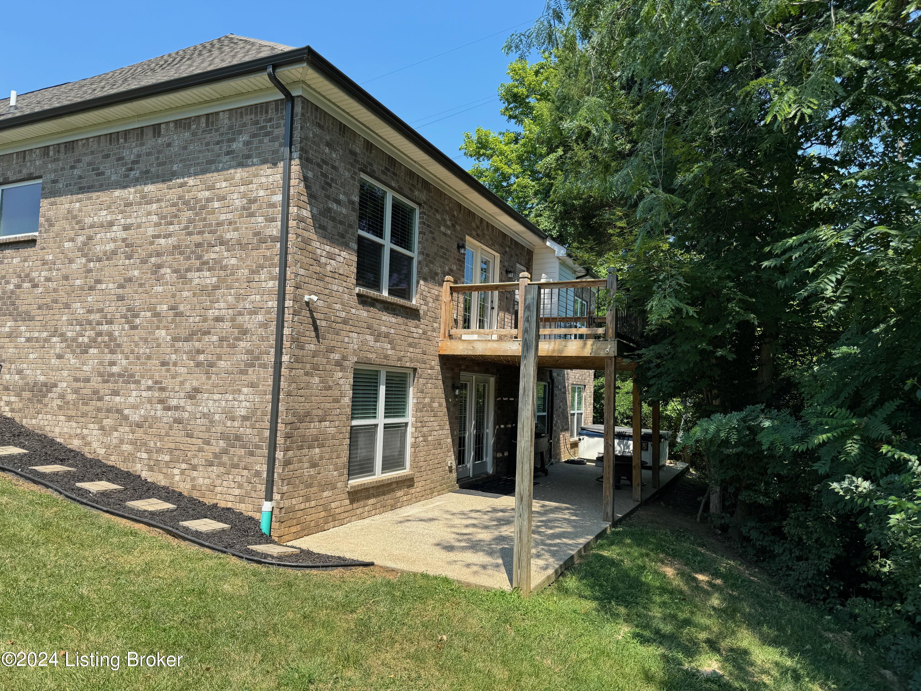 6307 Hollow Tree Road Louisville, KY 40291 - Photo 48 of 53 Recents - 39 of 43