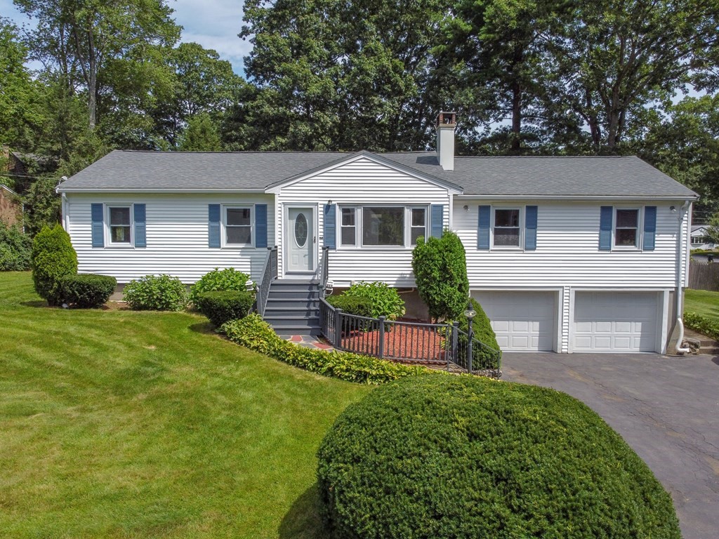 8 Tyson Road Franklin, MA 02038 - Photo 1 of 16 Gallery Image 1
