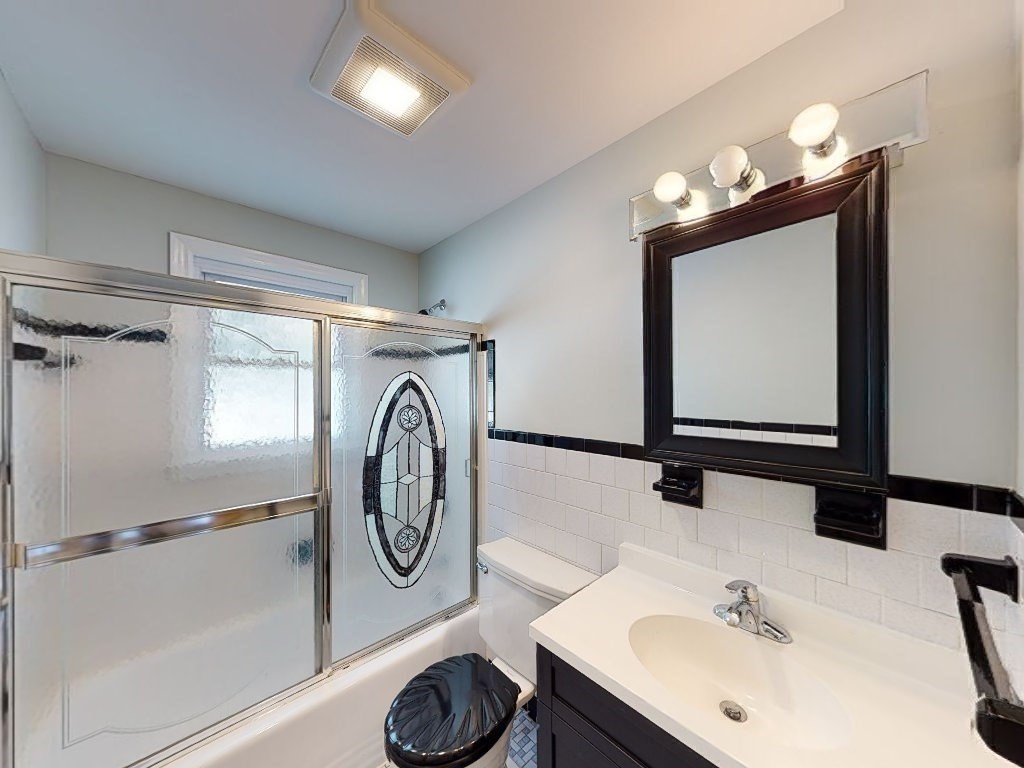 8 Tyson Road Franklin, MA 02038 - Photo 10 of 16 Gallery Image 10