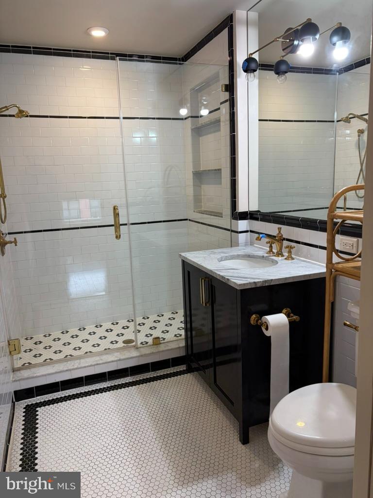 1301 H Street Northeast, Unit PH7 Washington, DC 20002 - Photo 17 of 19