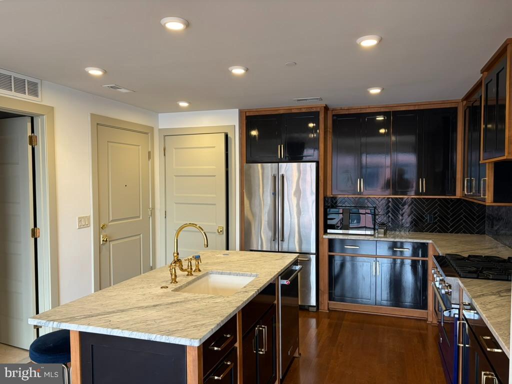 1301 H Street Northeast, Unit PH7 Washington, DC 20002 - Photo 2 of 19
