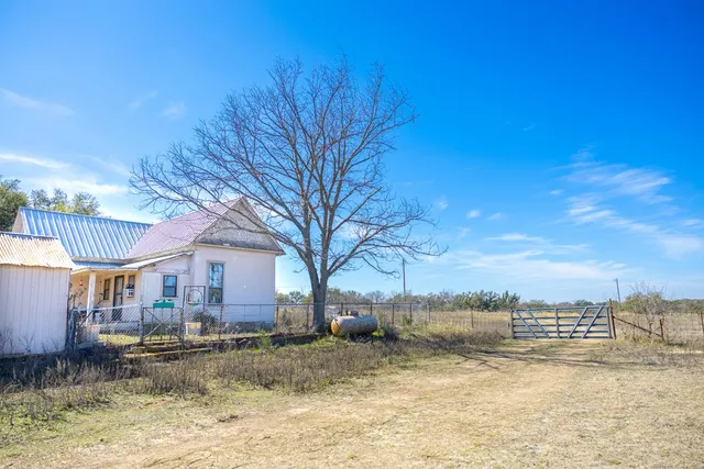 $725,000 | 6623 Starks Road, Mason, TX 76856