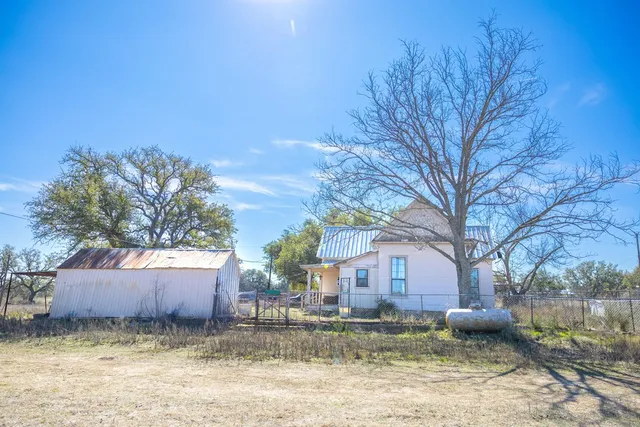 $725,000 | 6623 Starks Road, Mason, TX 76856