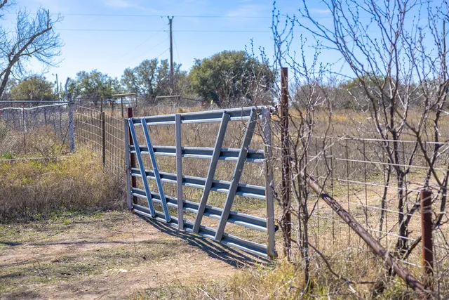 $725,000 | 6623 Starks Road, Mason, TX 76856