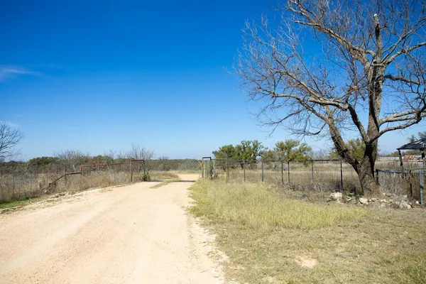 $725,000 | 6623 Starks Road, Mason, TX 76856