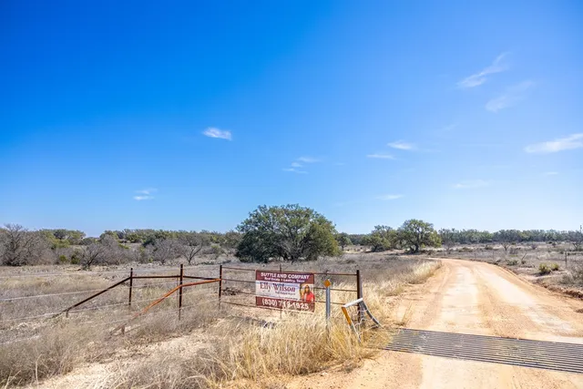 $725,000 | 6623 Starks Road, Mason, TX 76856