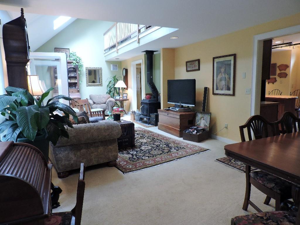 122 Cole Road Kennebunk, ME 04043 - Photo 7 of 34 Photo