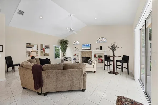 $5,500 | 6392 Woodbirch Place, Sarasota, FL 34233
