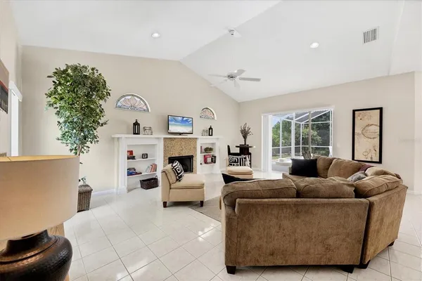 $5,500 | 6392 Woodbirch Place, Sarasota, FL 34233