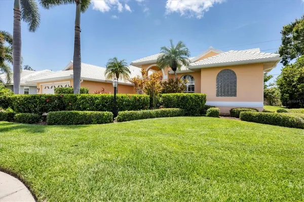 $5,500 | 6392 Woodbirch Place, Sarasota, FL 34233