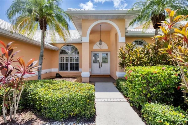 $5,500 | 6392 Woodbirch Place, Sarasota, FL 34233