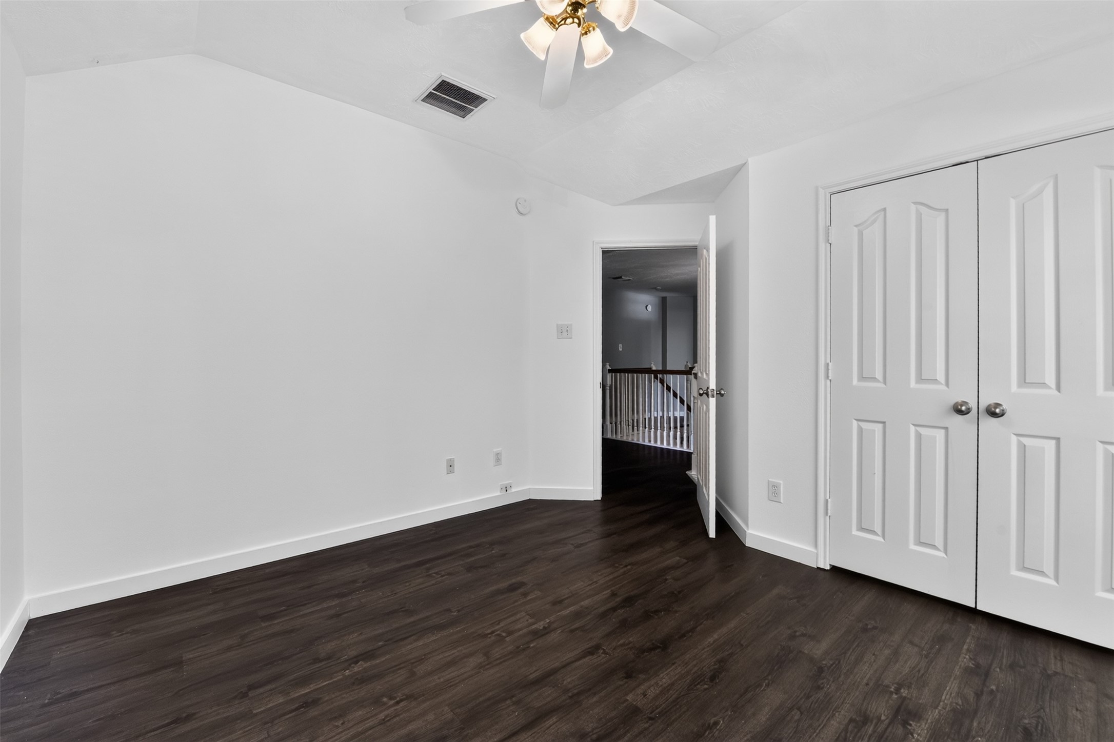102 North Queenscliff Circle Spring, TX 77382 - Photo 22 of 37 Gallery Image 22