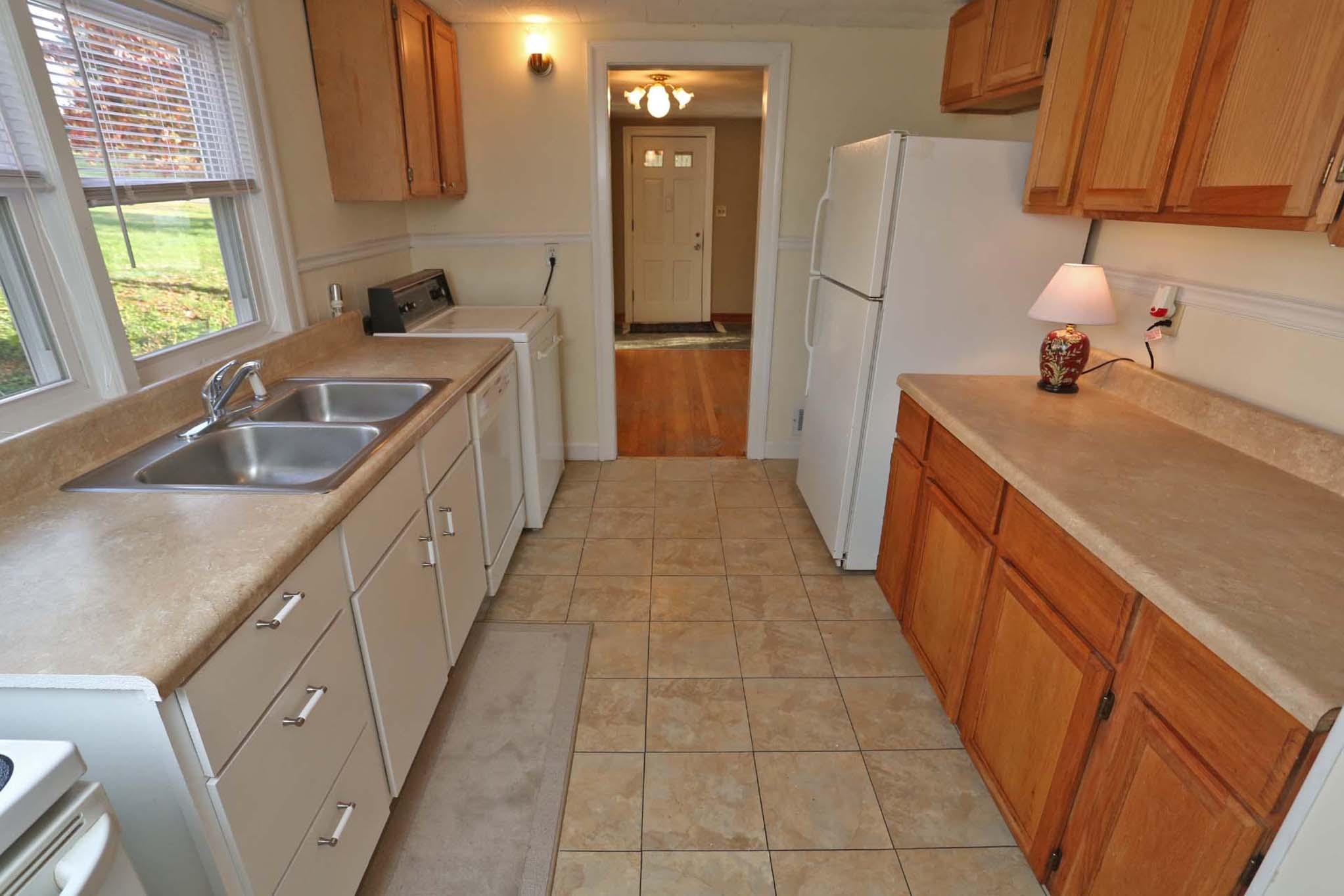 6628 Wendover Road Roanoke, VA 24019 - Photo 10 of 39 wendover_1008