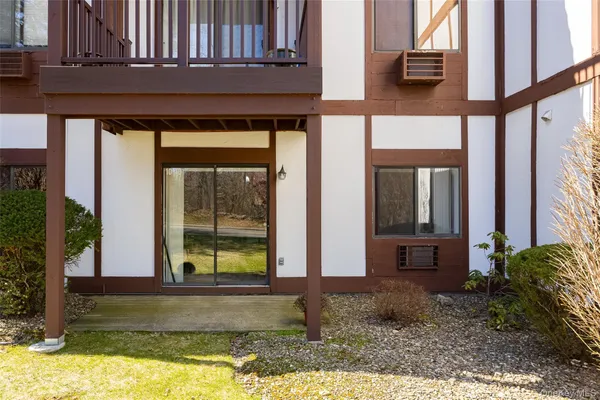 $350,000 | 10 Skyline Drive, Unit 10, Fishkill, NY 12524