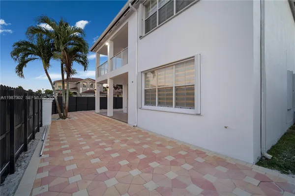 $990,000 | 15051 Southwest 18th Terrace, Miami, FL 33185