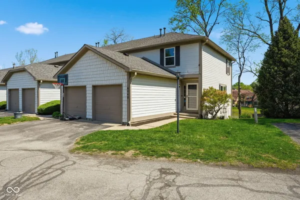 $224,900 | 6048 South Bay Drive, Indianapolis, IN 46250