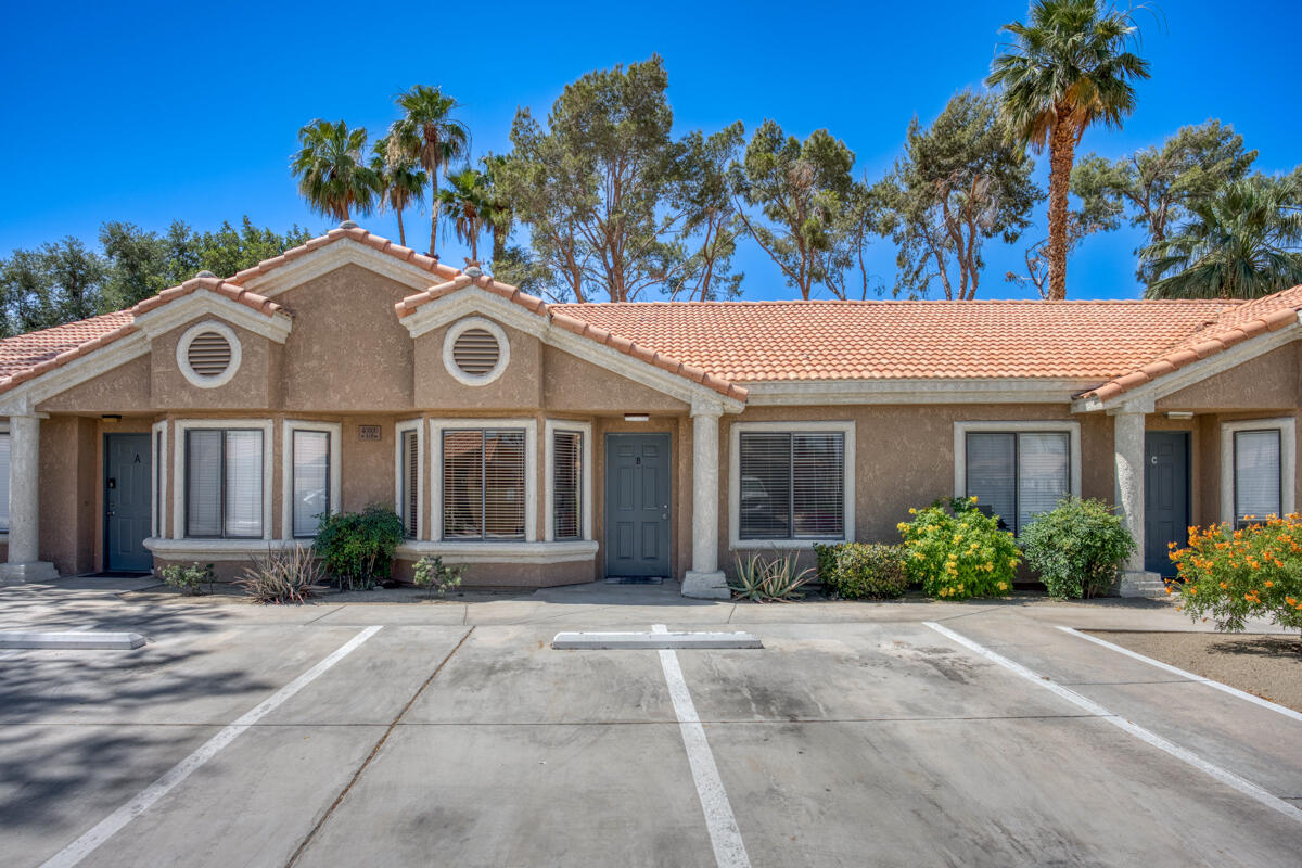 40800 Breezy Pass Road, Unit B Palm Desert, CA 92211 - Photo 2 of 36 1
