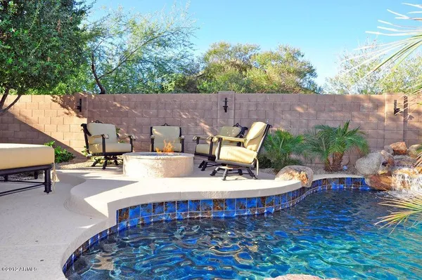 $2,700 | 3713 East Monona Drive, Phoenix, AZ 85050