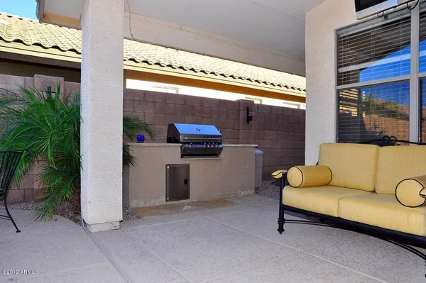 $2,700 | 3713 East Monona Drive, Phoenix, AZ 85050