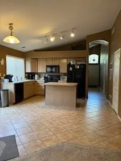 $2,700 | 3713 East Monona Drive, Phoenix, AZ 85050
