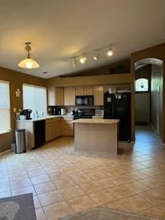 $2,700 | 3713 East Monona Drive, Phoenix, AZ 85050