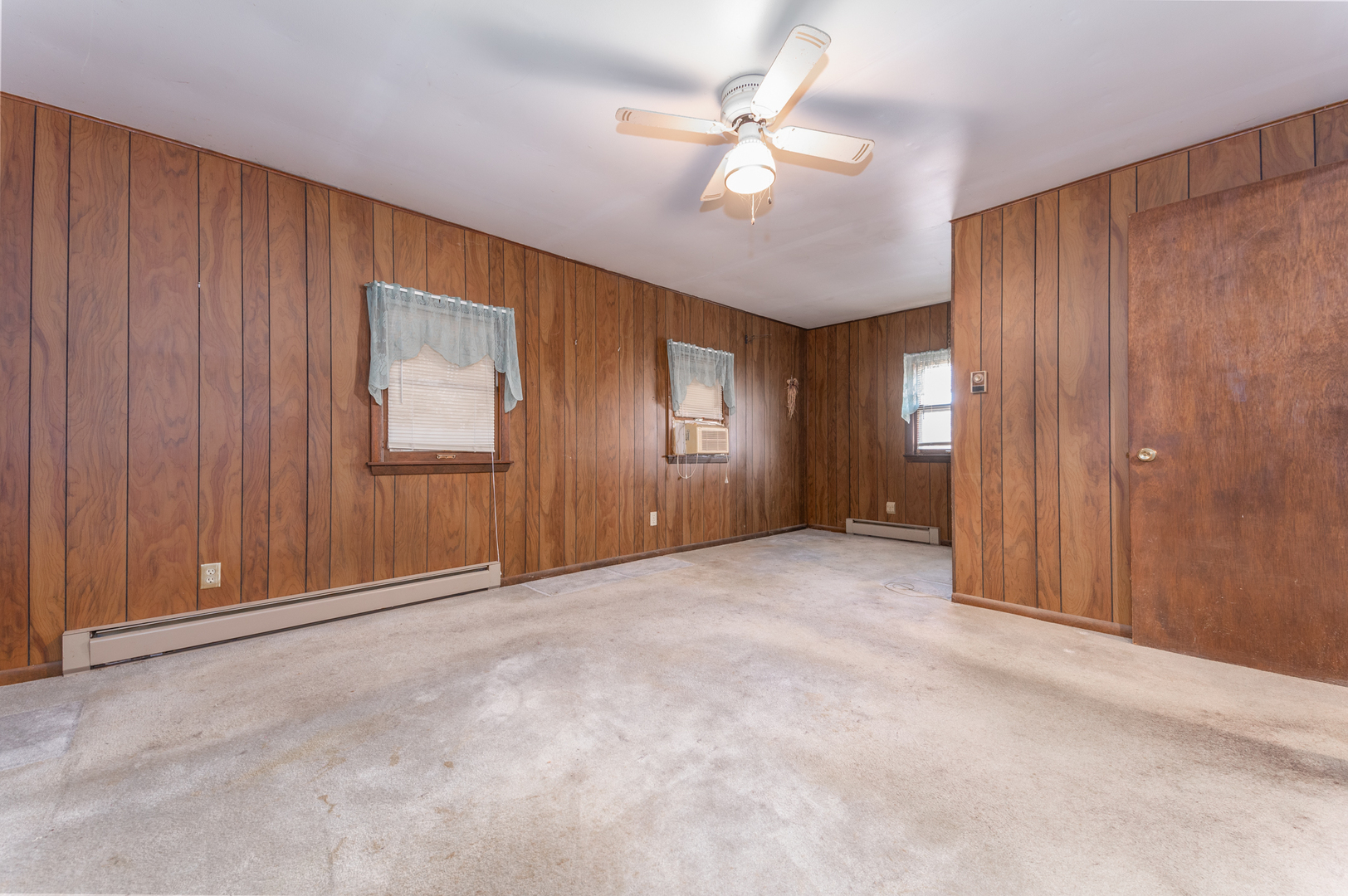 25731 Glidden Road Clare, IL 60111 - Photo 13 of 24