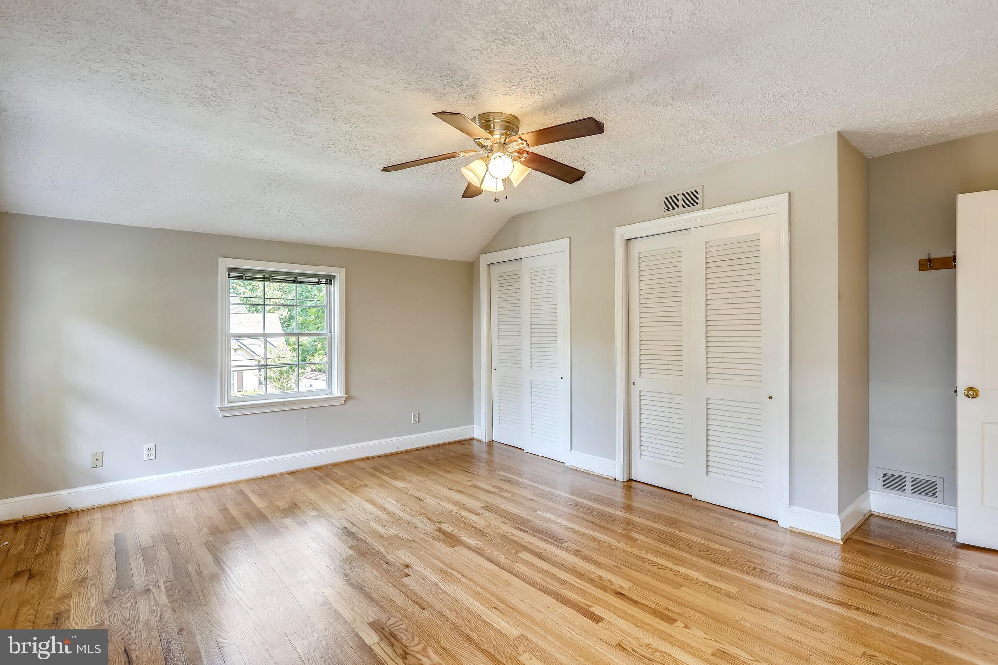 6308 Alcott Road Bethesda, MD 20817 - Photo 19 of 34 2nd Bedroom, 2 closets