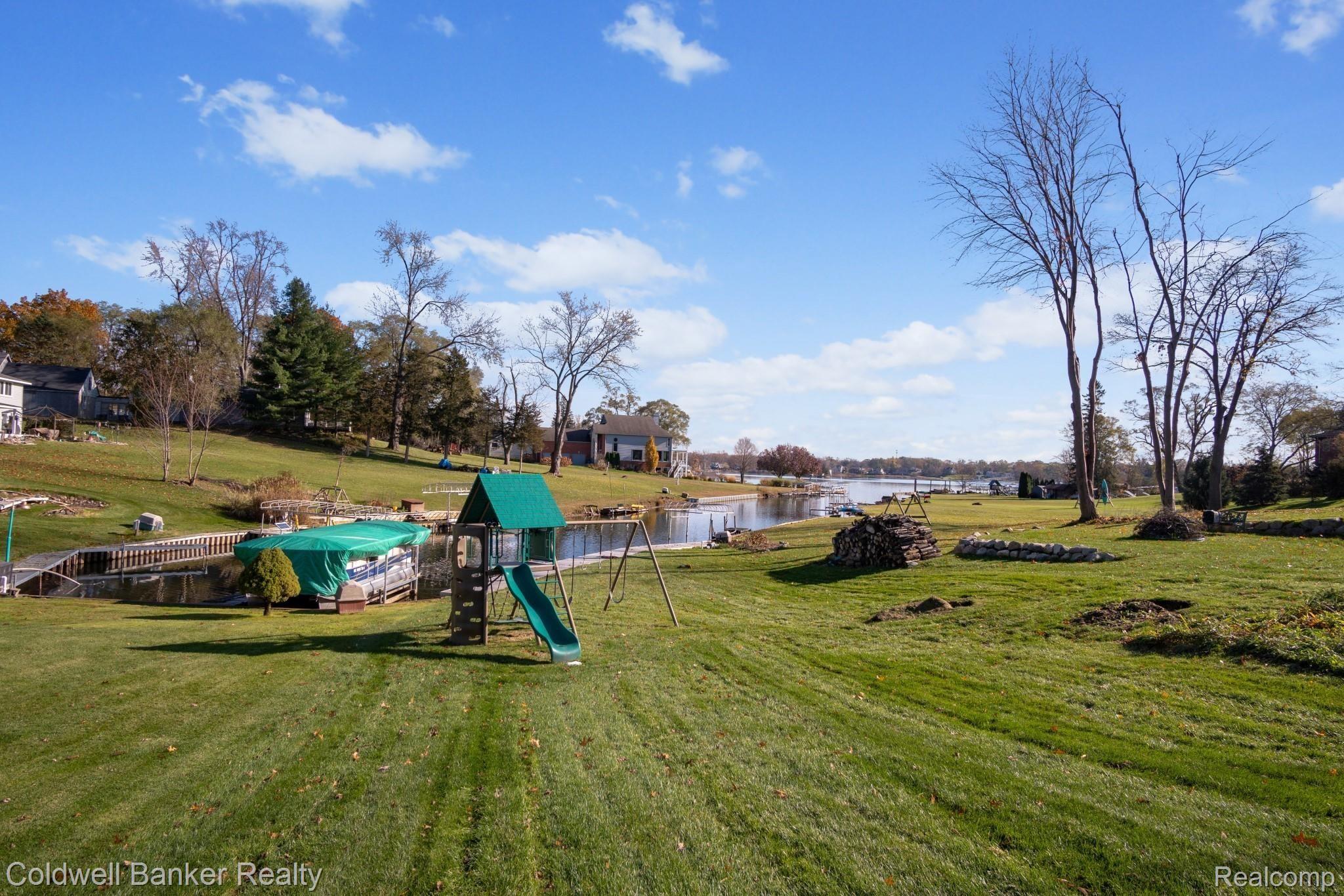 3700 Benstein Road Commerce Township, MI 48382 - Photo 29 of 42 29.jpg