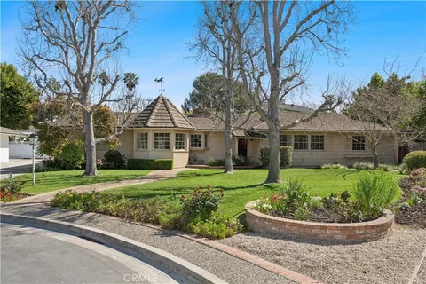 $2,495,000 | 2401 Sierra Vista, Newport Beach, CA 92660