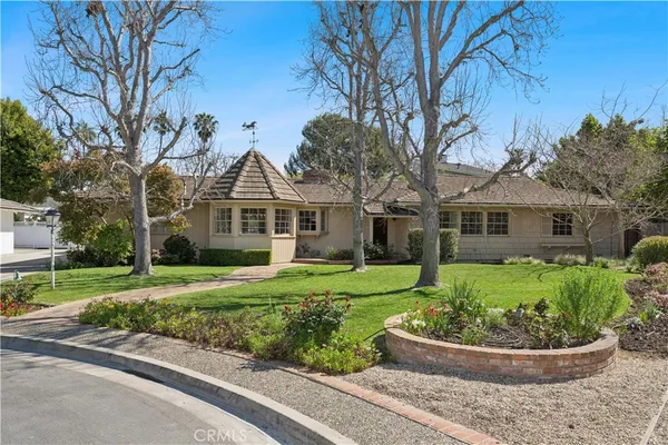 $2,495,000 | 2401 Sierra Vista, Newport Beach, CA 92660